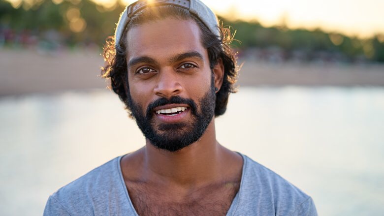 SCIENTIFIC EFFECTS THAT HAPPEN WHEN A MAN GROWS A&nbsp;BEARD