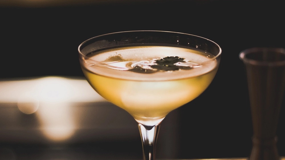 Meet the Bandolier, a Spicy Mezcal Riff on a&nbsp;Martini